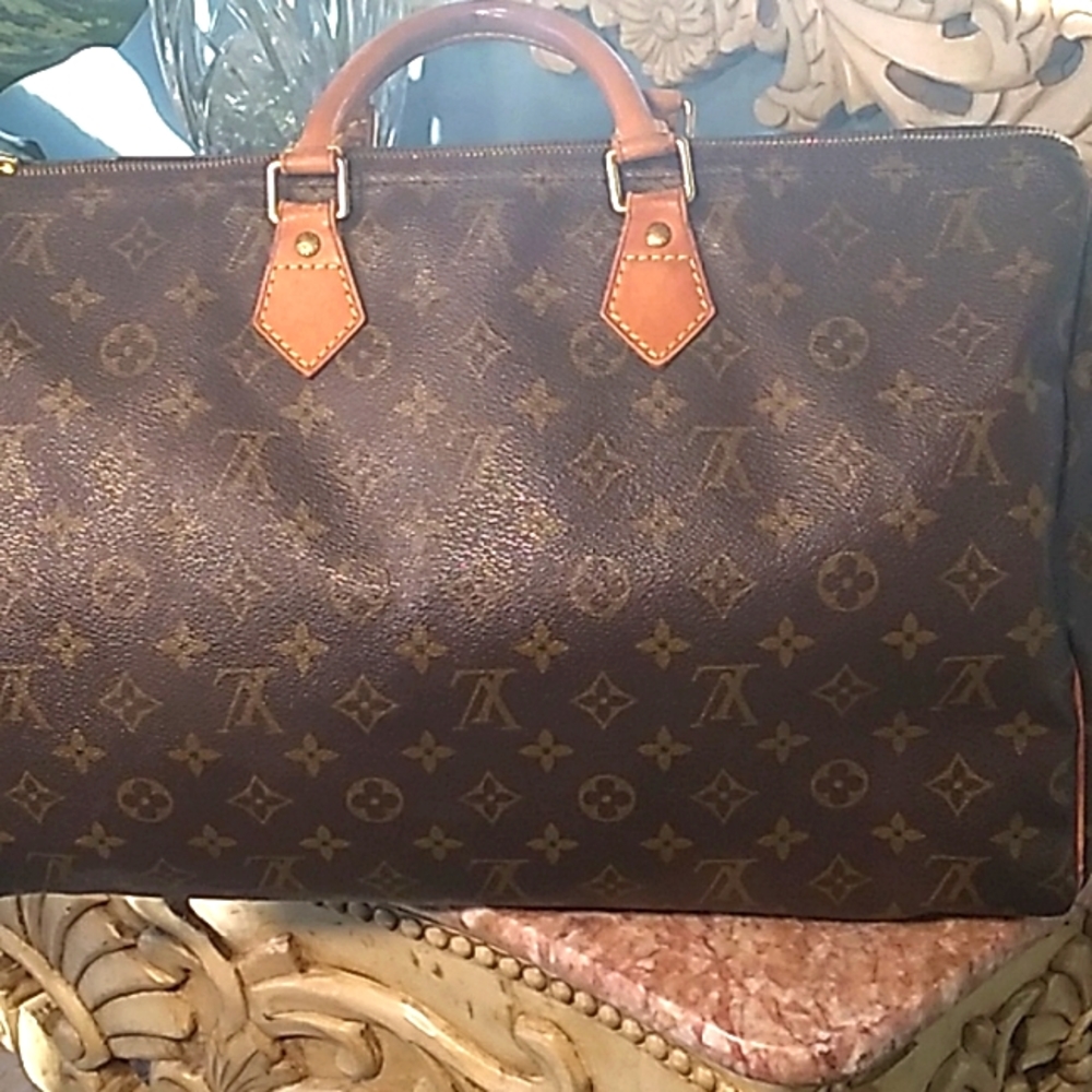 LOUIS Vuitton Speedy 40 In Excellent Condition - Picture 6 of 17